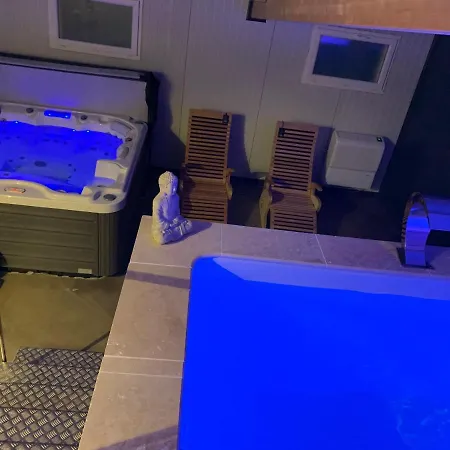 Villa Belle 6 Pers 2h Espace Bien-etre Privatise Inclus 80 M2 De Detente Garantie Équilly