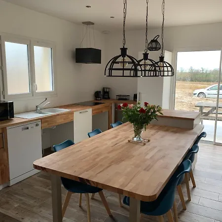 Belle 6 Pers 2h Espace Bien-etre Privatise Inclus 80 M2 De Detente Garantie Équilly