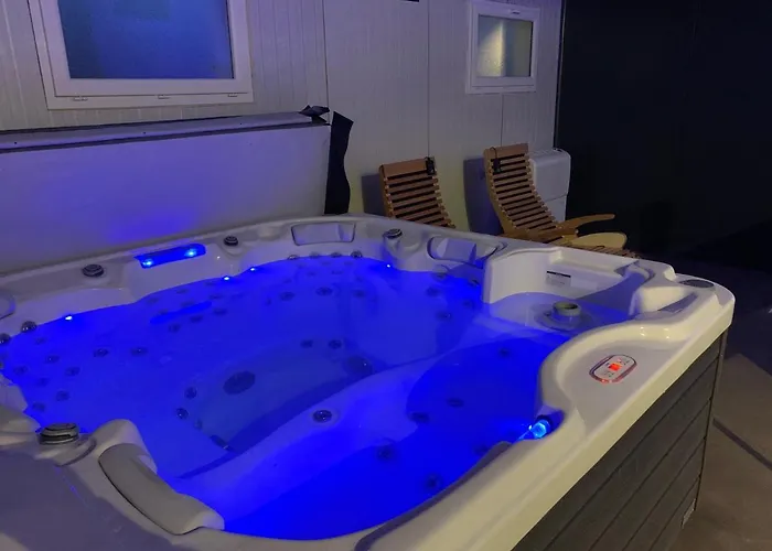 Belle 6 Pers 2h Espace Bien-etre Privatise Inclus 80 M2 De Detente Garantie Equilly