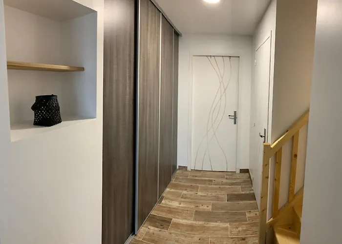 Belle 6 Pers 2h Espace Bien-etre Privatise Inclus 80 M2 De Detente Garantie Equilly